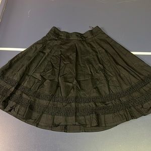 Full Skirt